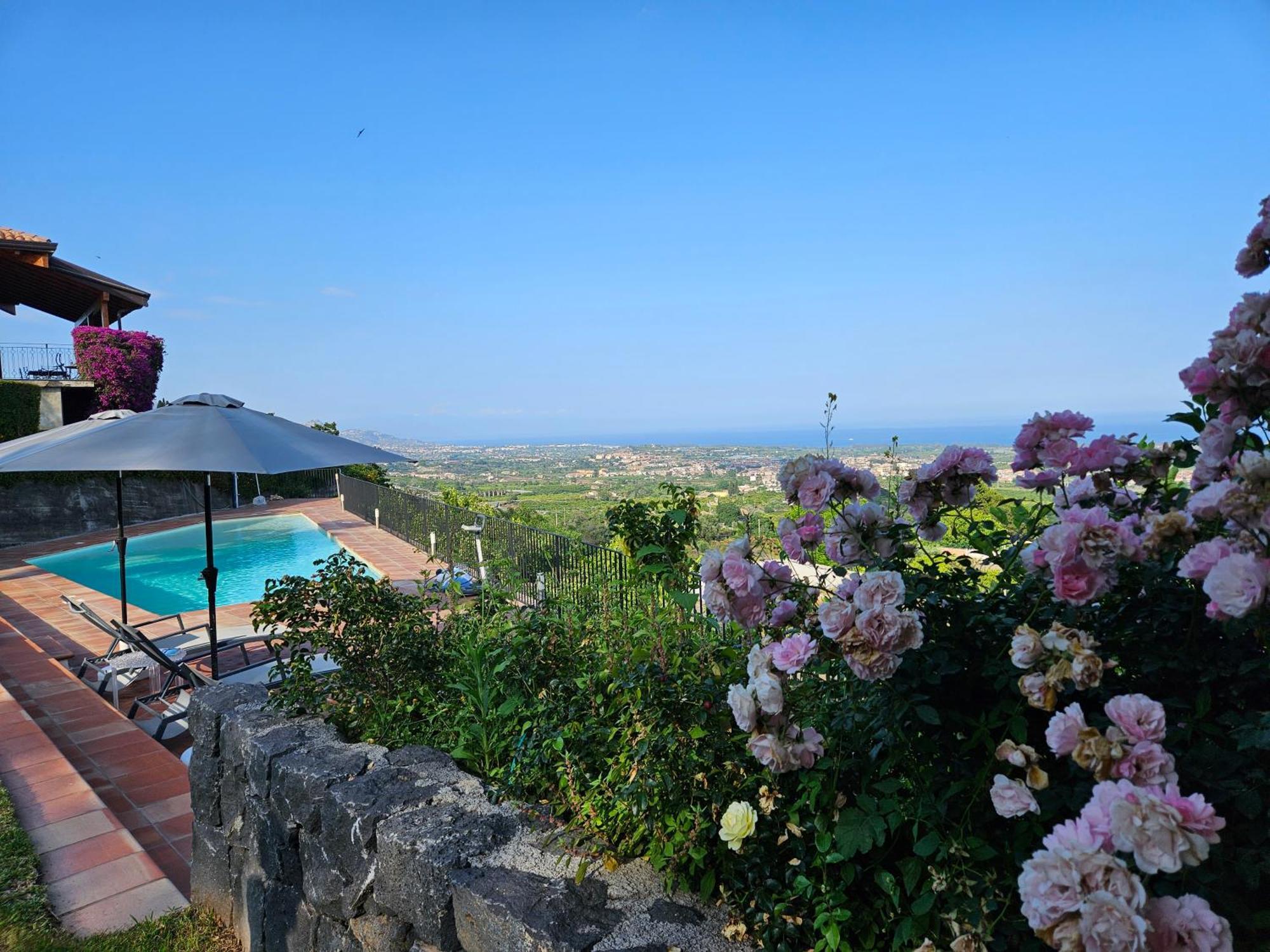 Open Land Holiday House Villa Fiumefreddo di Sicilia Exterior photo